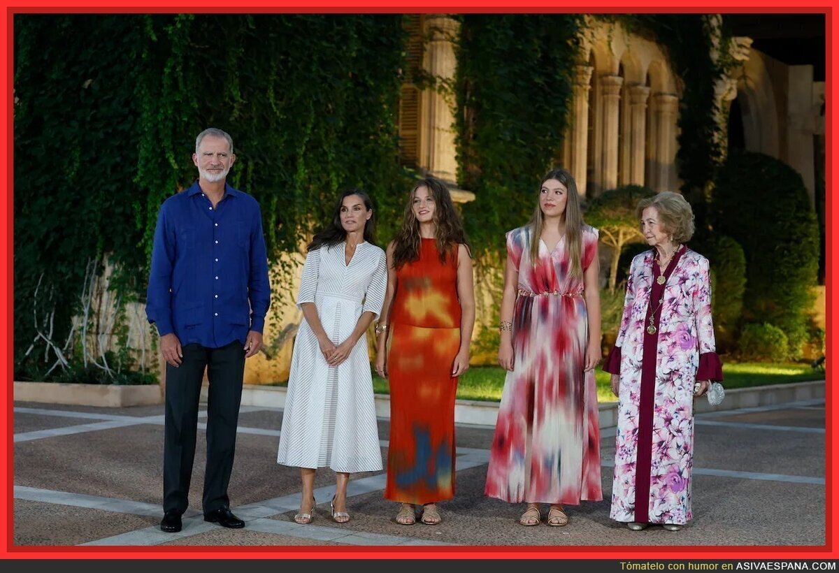 Llega la monarqu&iacute;a Desigual
