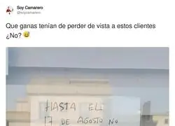 A este bar van 2 personas muy cansinas