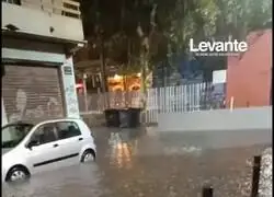 As&iacute; est&aacute; Benet&uacute;sser, zona Dana, dos a&ntilde;os despu&eacute;s cada vez que llueve. Es desesperante