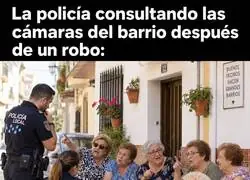 Cuando la abuela ve al polic&iacute;a y directamente le hace un resumen de la vida del ladr&oacute;n con foto incluida