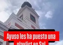 Ayuso pone una playlist a los acampados de Sol