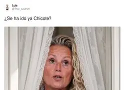 Montse M&iacute;nguez asom&aacute;ndose a ver si se ha ido ya Chicote: la pesadilla en la cocina ahora se rueda en sus 30 pisos