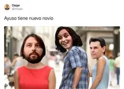 Ayuso tiene nuevo novio y el de siempre se entera por Twitter: el &aacute;tico ya no es lo &uacute;nico que cambia de inquilino