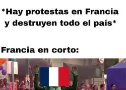 Francia en un d&iacute;a normal: protesta, destrozo y rendici&oacute;n en tiempo r&eacute;cord