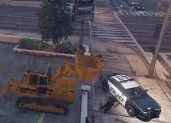 Creo que nunca v&iacute; a un polic&iacute;a de GTA m&aacute;s humillado