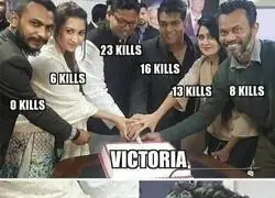 El que se cuelga la medalla solo