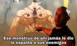 El hombre sin cicatrices en la espalda