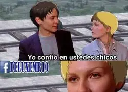 Y se lo dice as&iacute; de la nada...