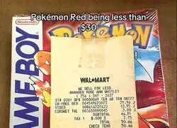 Un coleccionista conserva una copia de Pok&eacute;mon Red con el recibo de su precio original