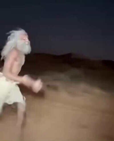 Cuando le daba espadazo sin querer al herrero del Dark Souls