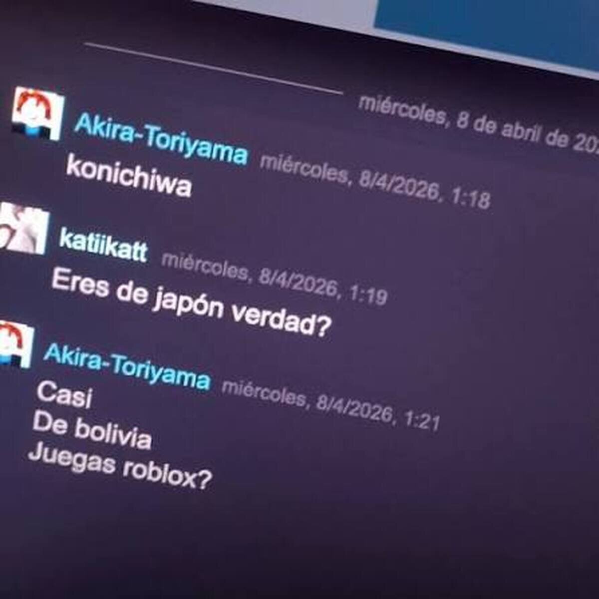 Si, ah&iacute; pegaditos...