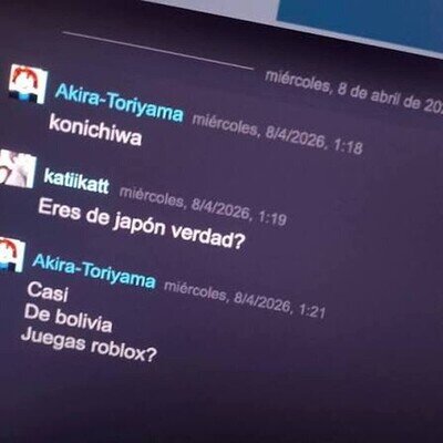 Si, ah&iacute; pegaditos...